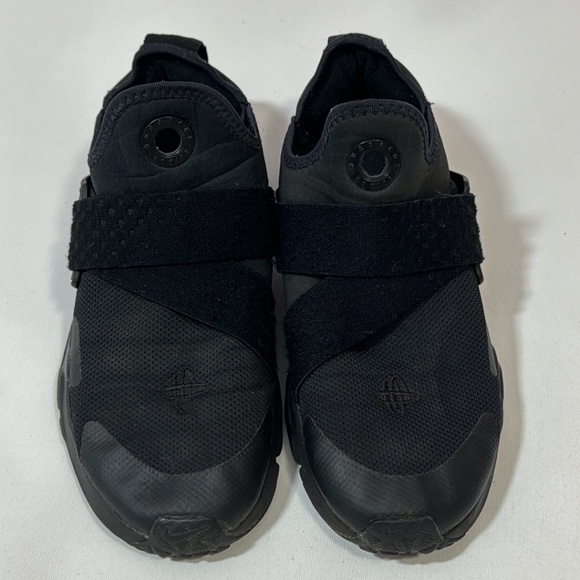 Nike Huarache Extreme Running Shoes Triple Black Youths Size 3Y Unisex - Picture 1 of 13